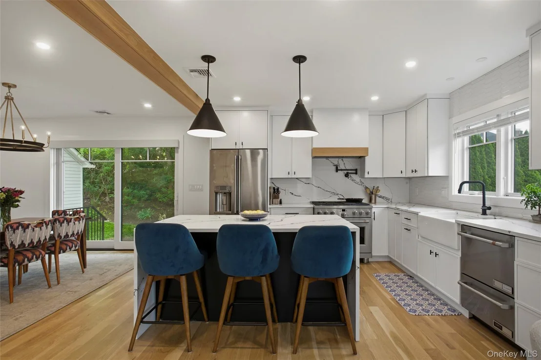 Photo of 525 3rd Street