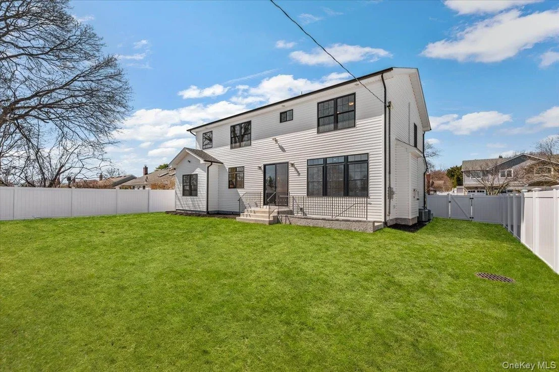 Photo of 32 Sherman Road