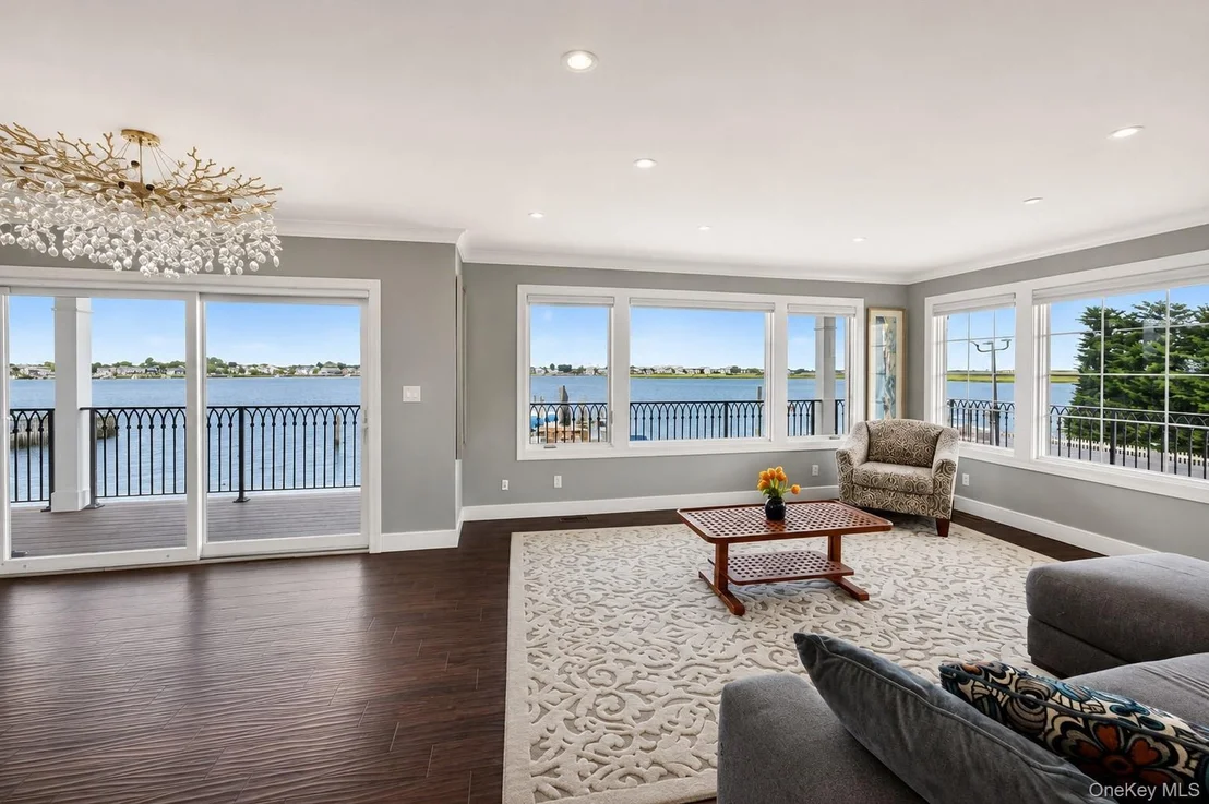 Photo of 1 North Drive