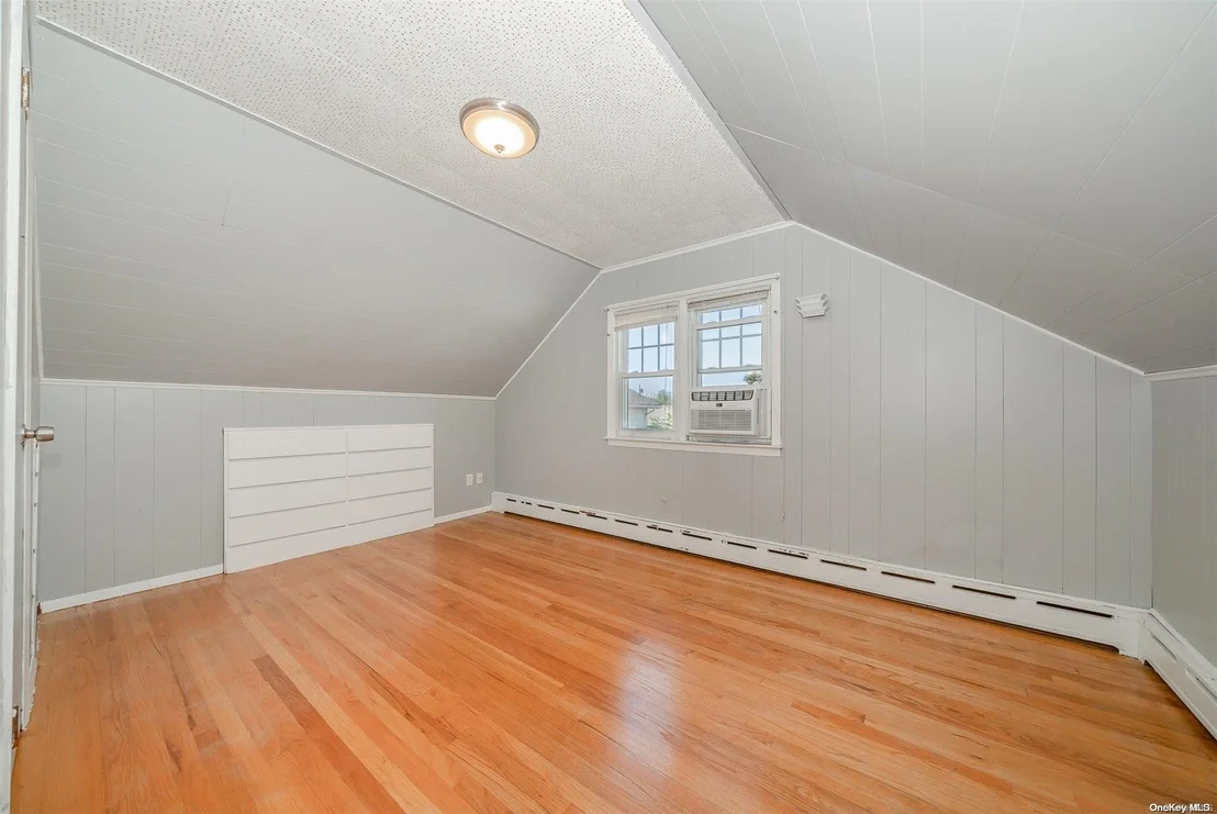 Photo of 32 Herbert Avenue