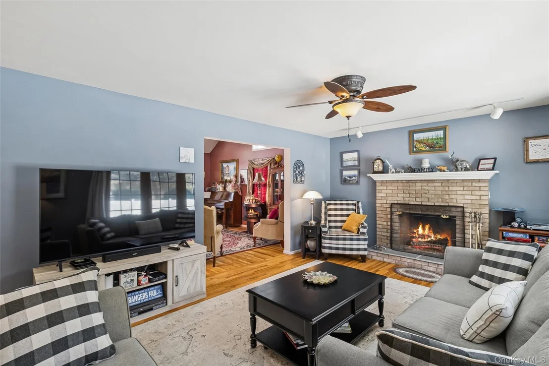 Photo of 41 Locust Drive