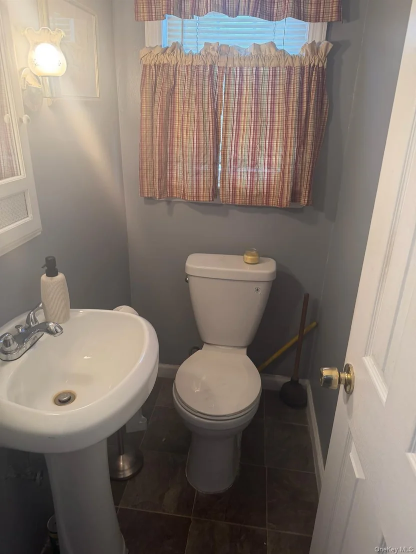 Photo of 1020 Garden Place