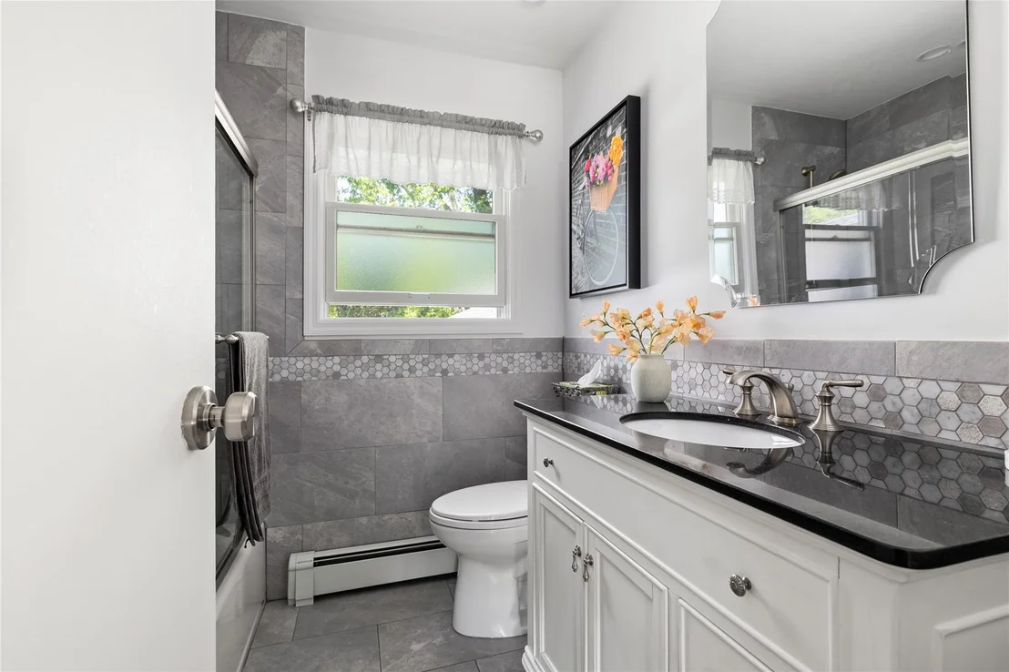 Photo of 7 Garnet Lane