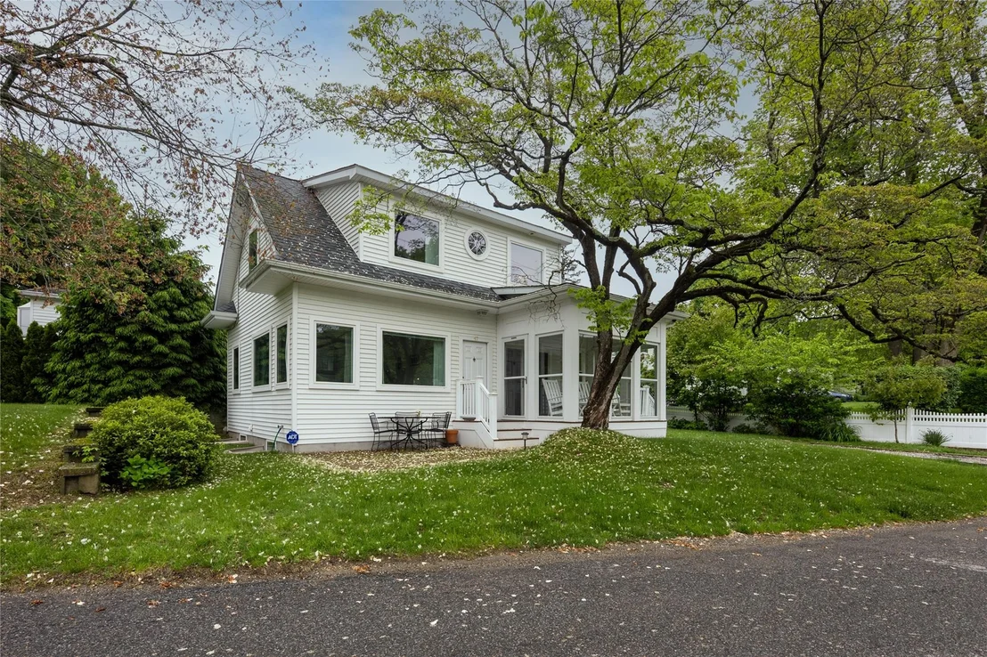 Photo of 47 Champlain Drive