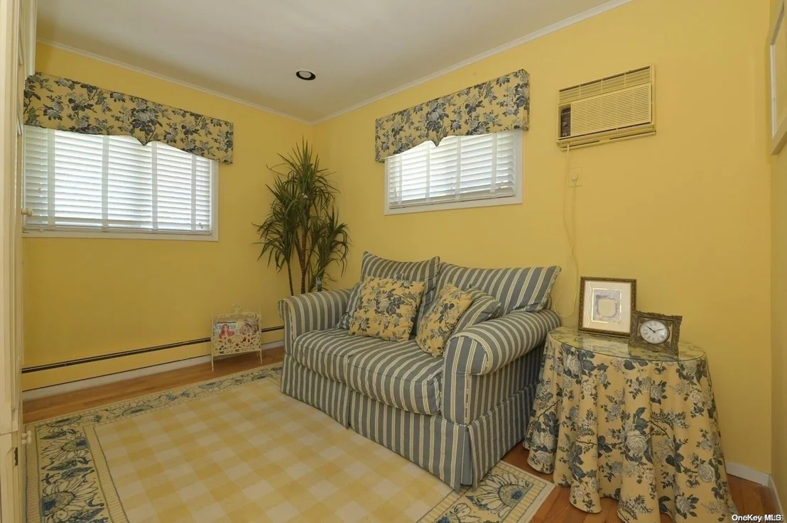 Photo of 7 Willben Lane