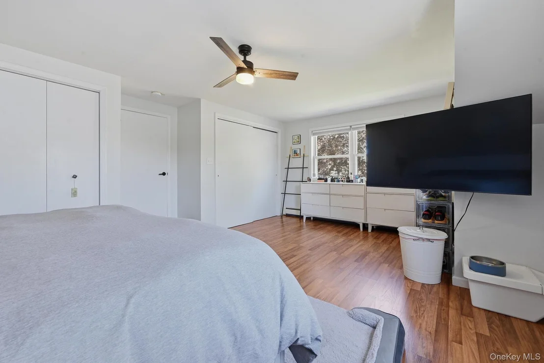 Photo of 440 Cole Place