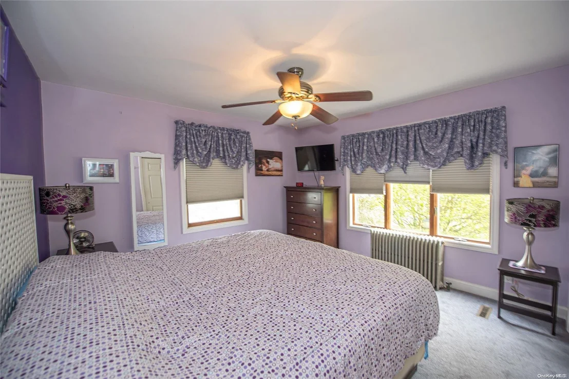 Photo of 92 Maple Avenue