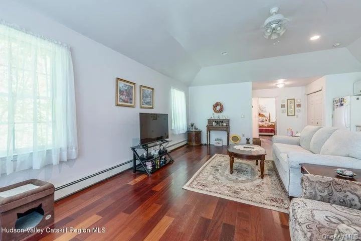 Photo of 97 Leslie Road