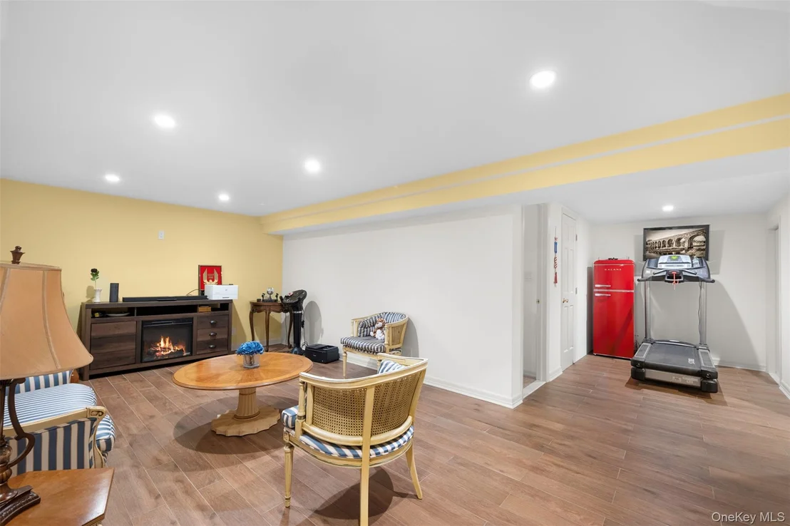 Photo of 50 Marian Lane