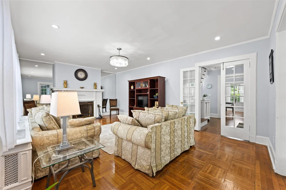 Photo of 52 Esplanade