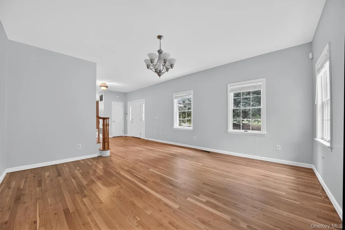 Photo of 16 Apple Summit Lane