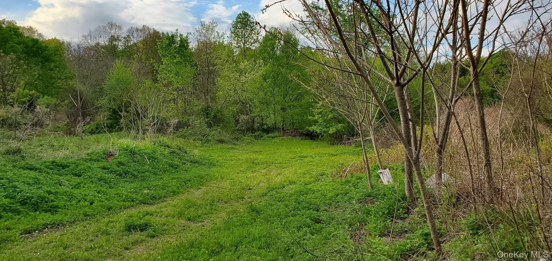 Photo of 207 Cardinal Road