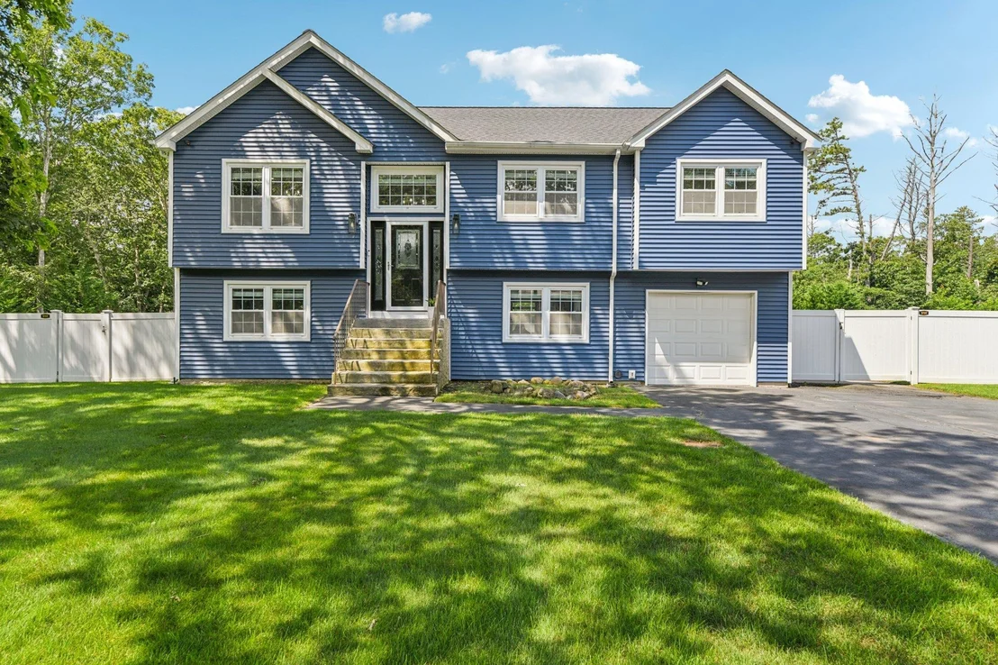 Photo of 2 Sommerset Drive