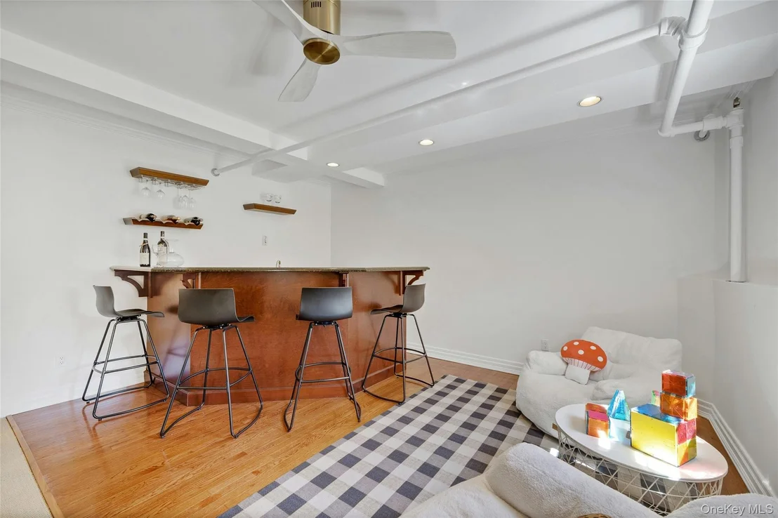 Photo of 5 Witherbee Avenue
