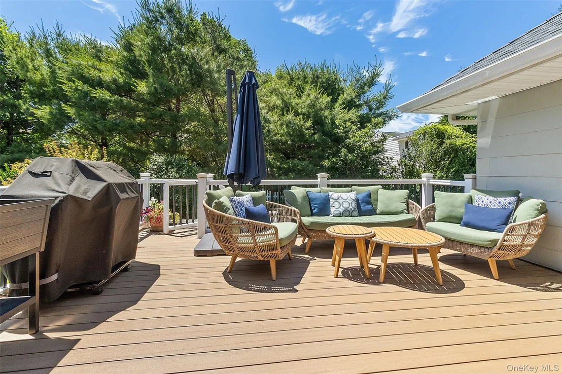 Photo of 116 Huntley Drive