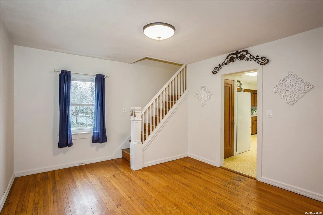 Photo of 25 2nd Avenue