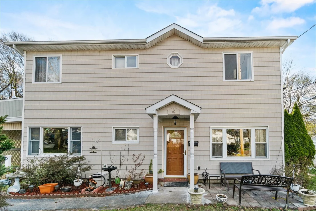 Photo of 62 Cayuga Drive