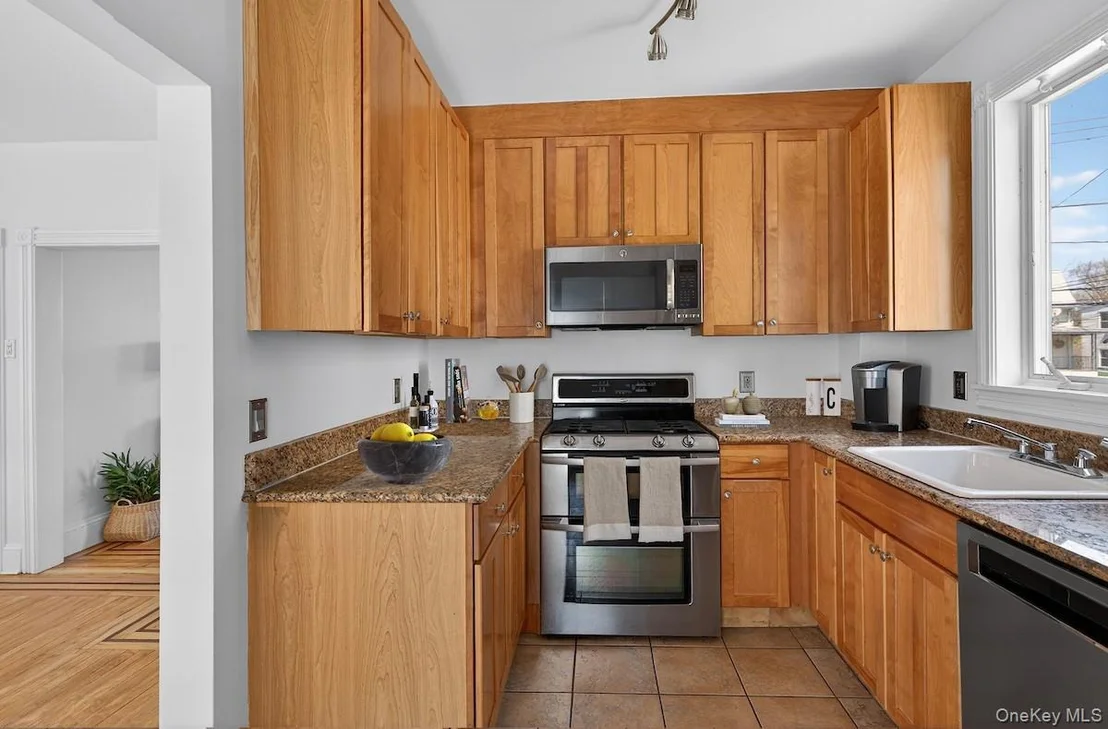 Photo of 64 Maple Street