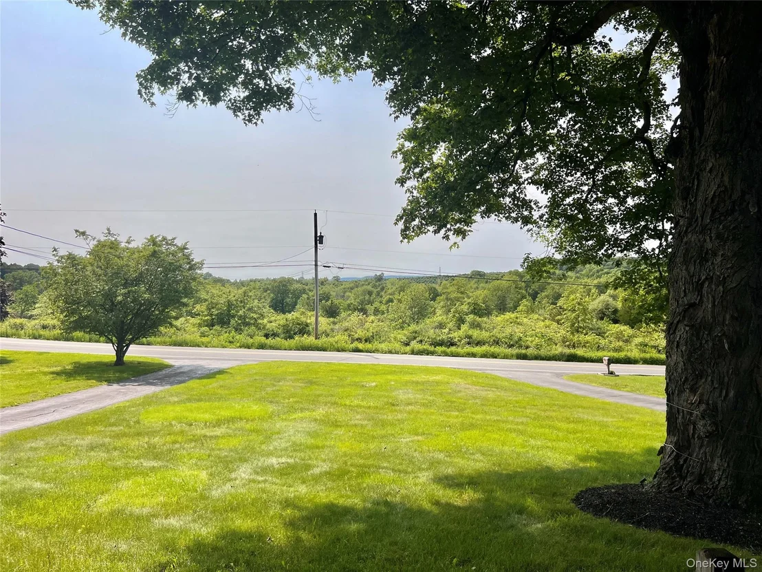 Photo of 421 Orchard Drive