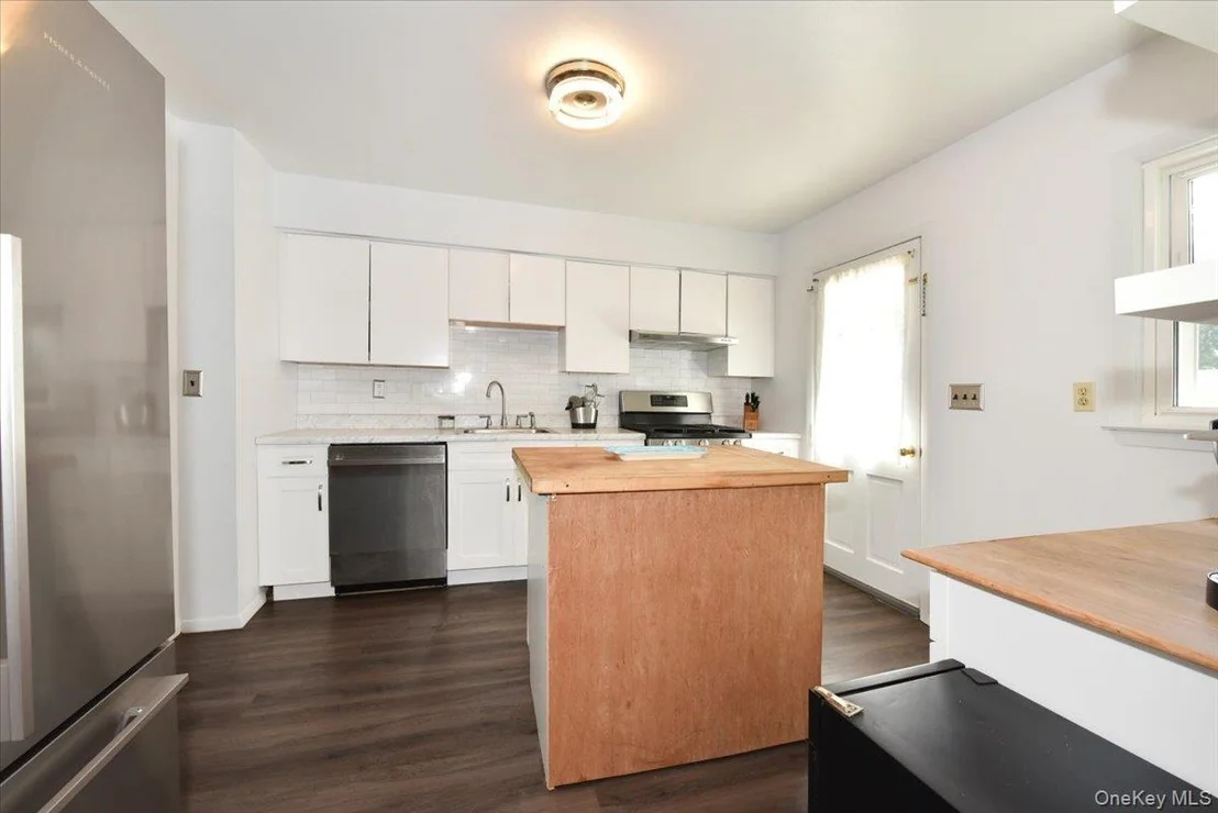 Photo of 16 Edgar Drive
