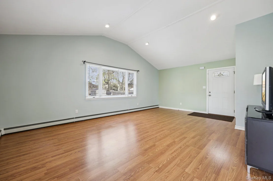 Photo of 11 Mid Place