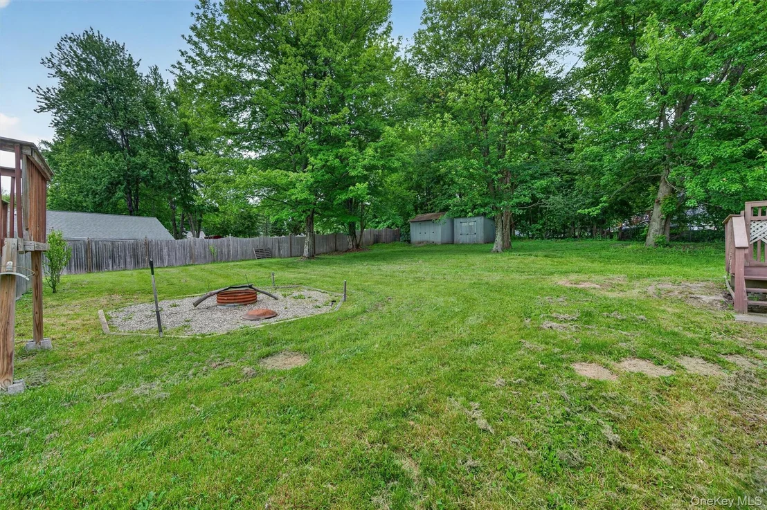 Photo of 76 Maureen Drive