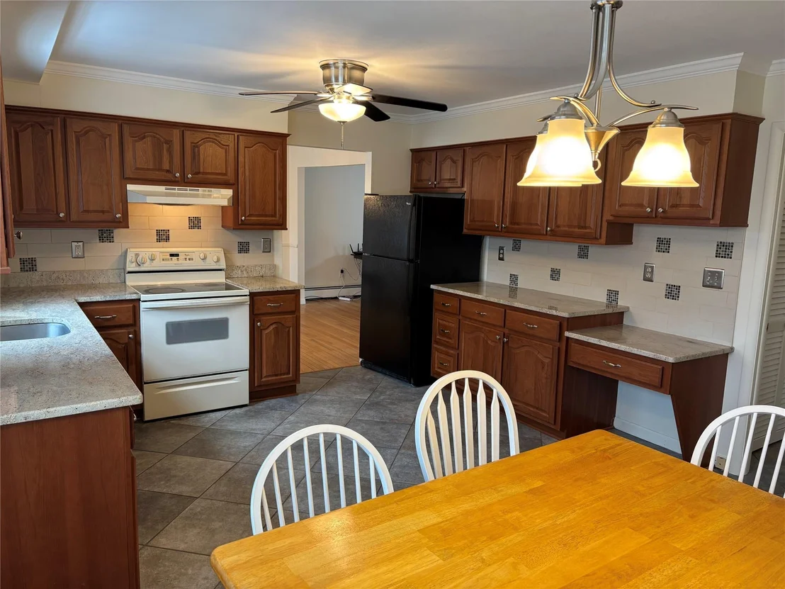 Photo of 14 Hillview Drive