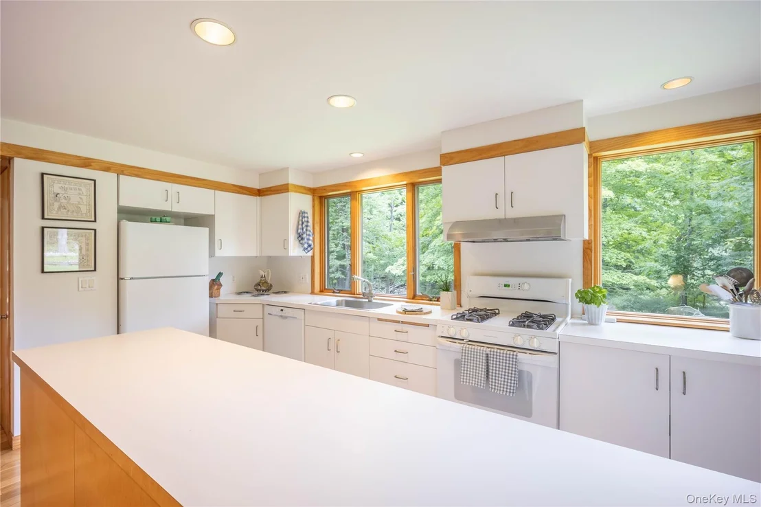 Photo of 52 Camp Ridge Road