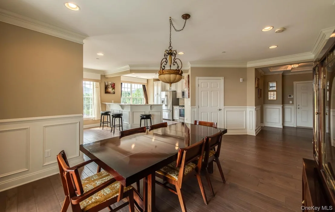 Photo of 734 Regency Drive