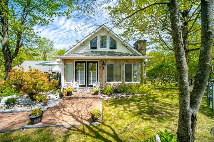 Photo of 559 Noxon Road