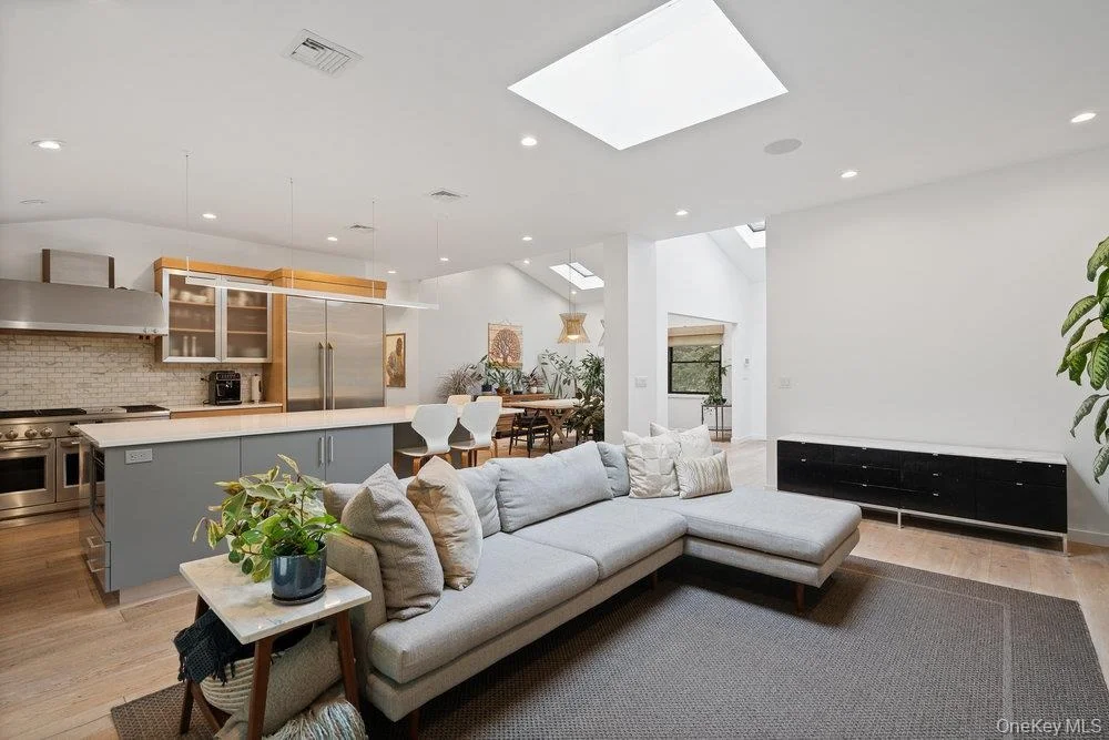 Photo of 17 Newport Drive