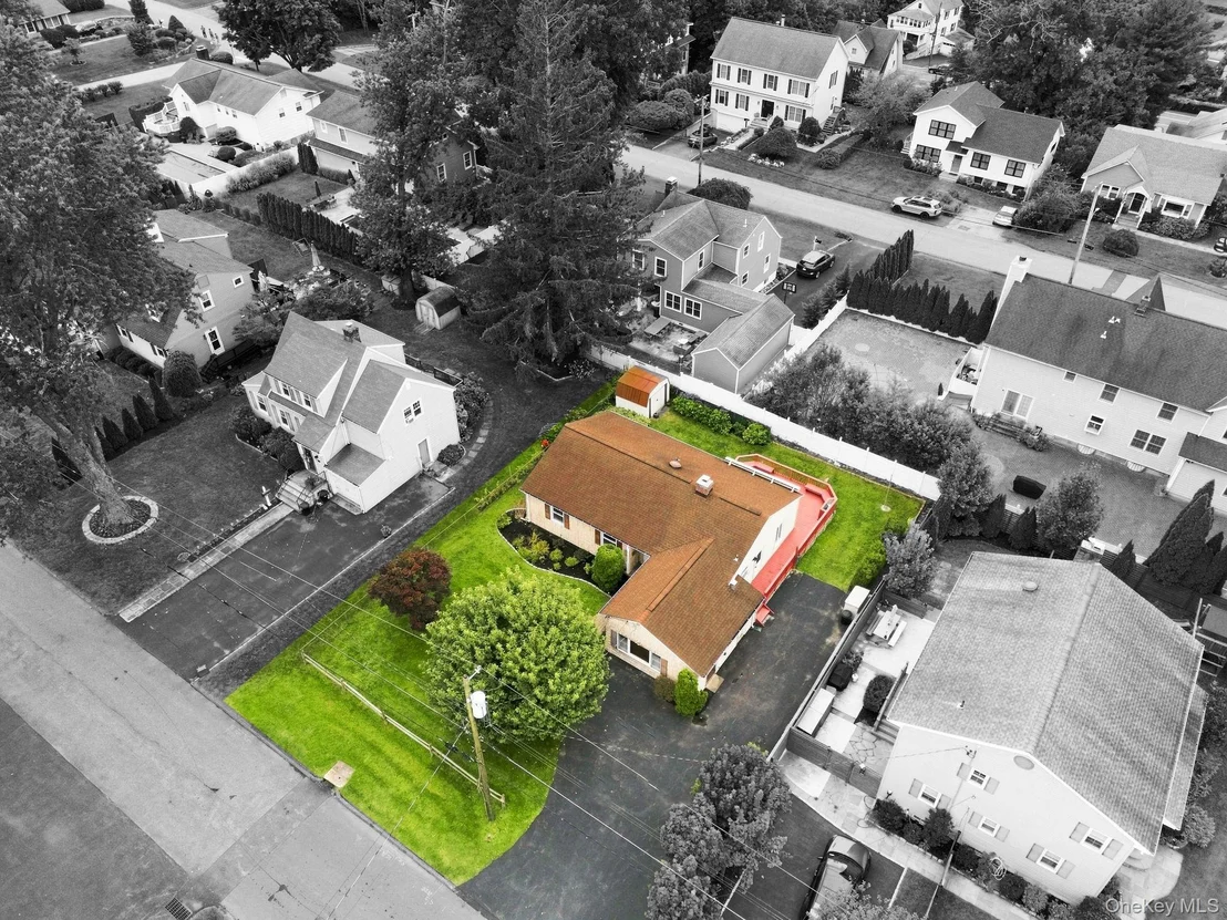Photo of 263 Willis Avenue