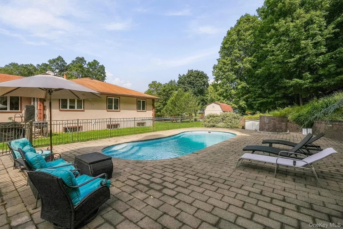 Photo of 72 Eastview Drive