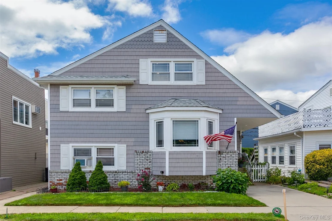 Photo of 133 Mitchell Avenue