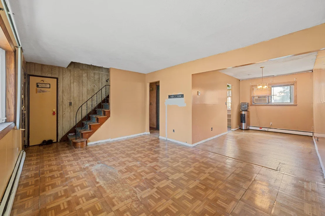 Photo of 182 Frederick Avenue
