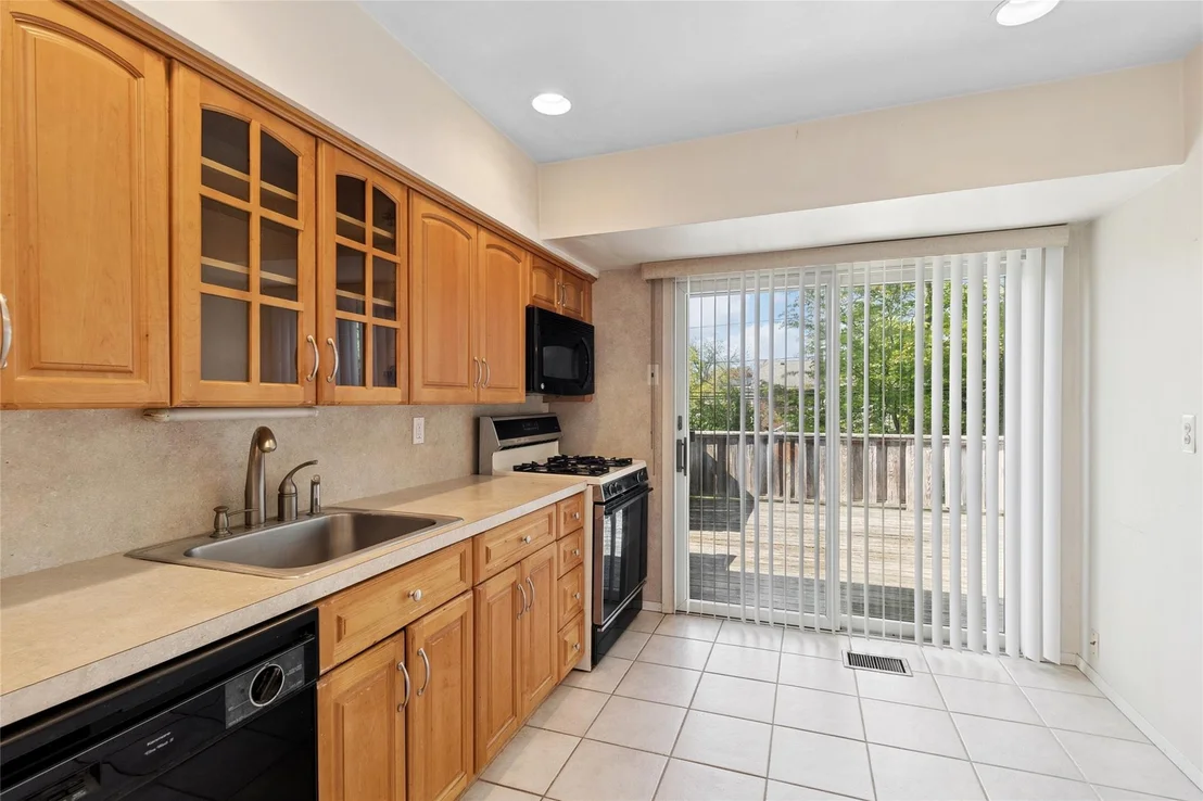 Photo of 56 Hayrick Lane