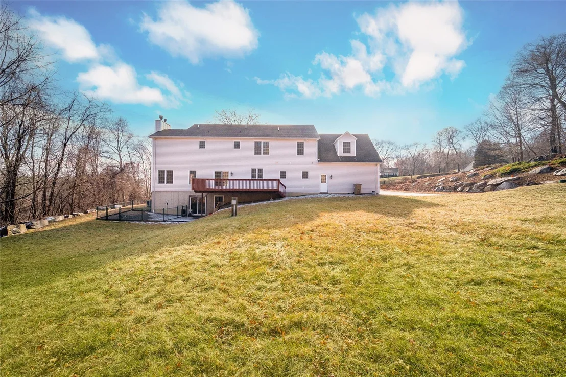 Photo of 16 Pheasant Run Road