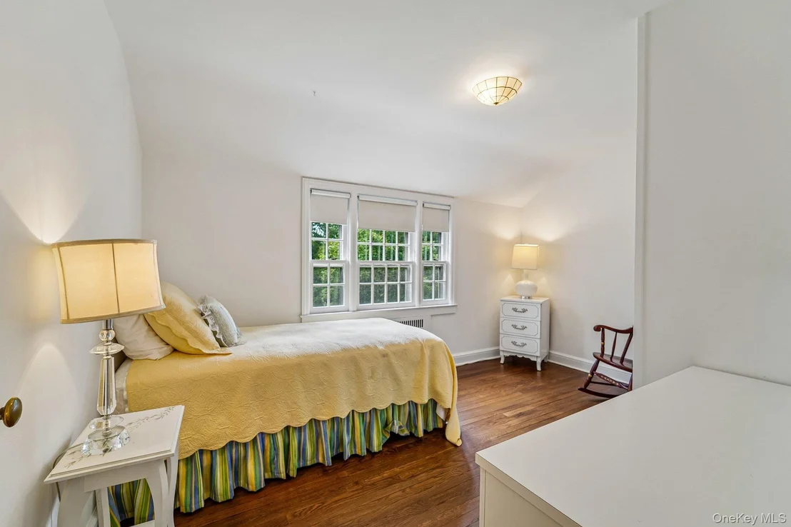 Photo of 16 Edgewood Drive