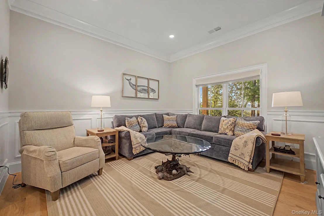 Photo of 40 Hamilton Drive