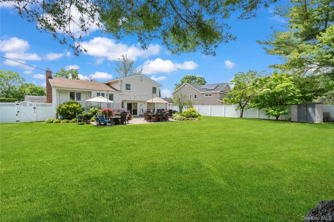 Photo of 46 Saratoga Drive