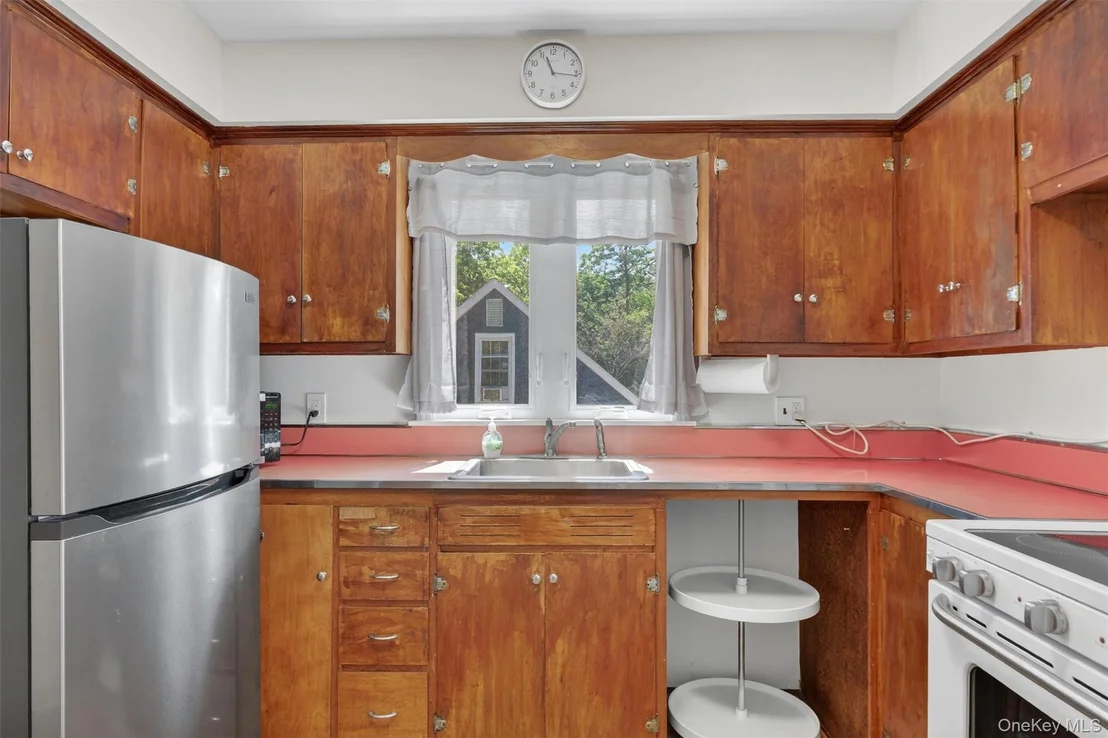Photo of 333 Oak Drive