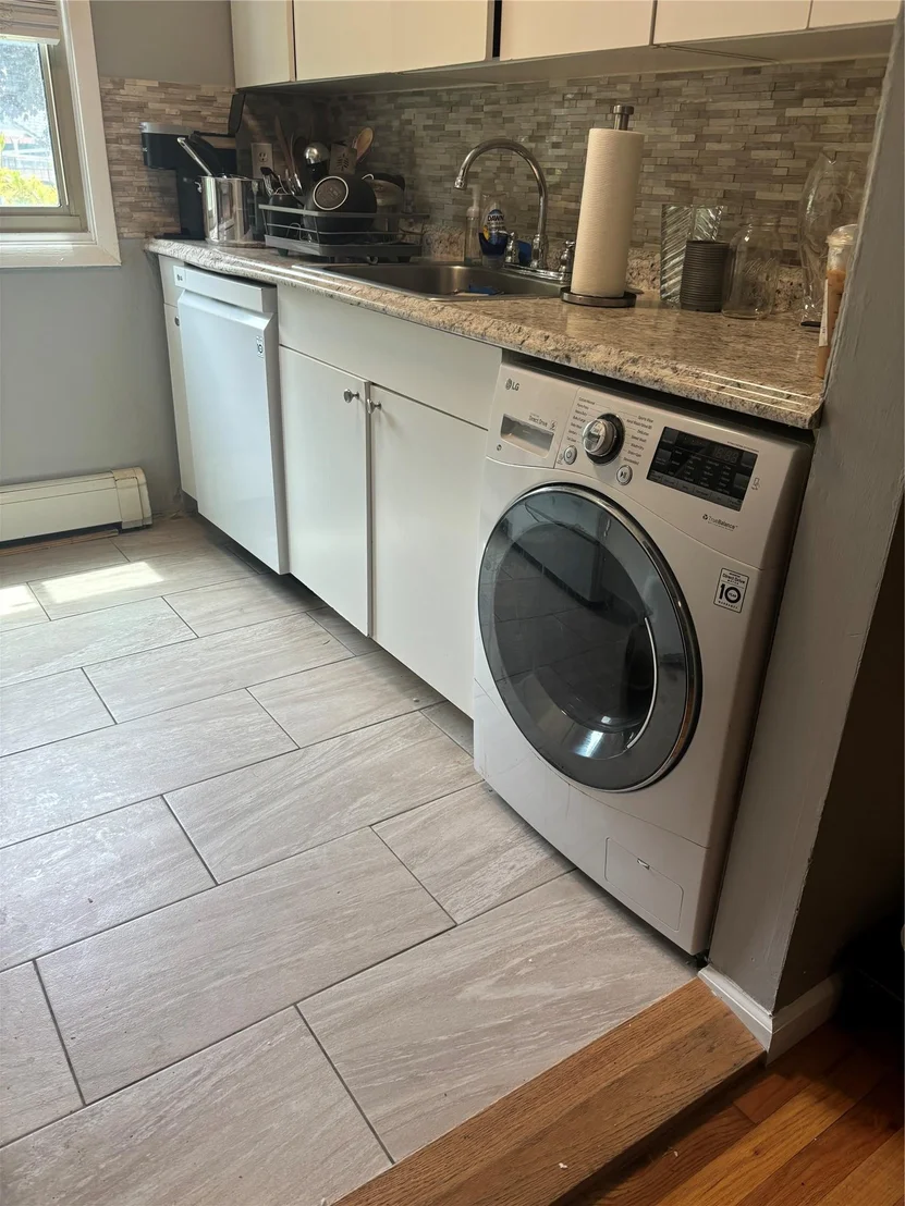 Photo of Unit 1A at 2439 Union Boulevard