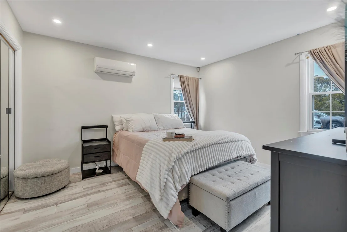 Photo of 6 Brookway