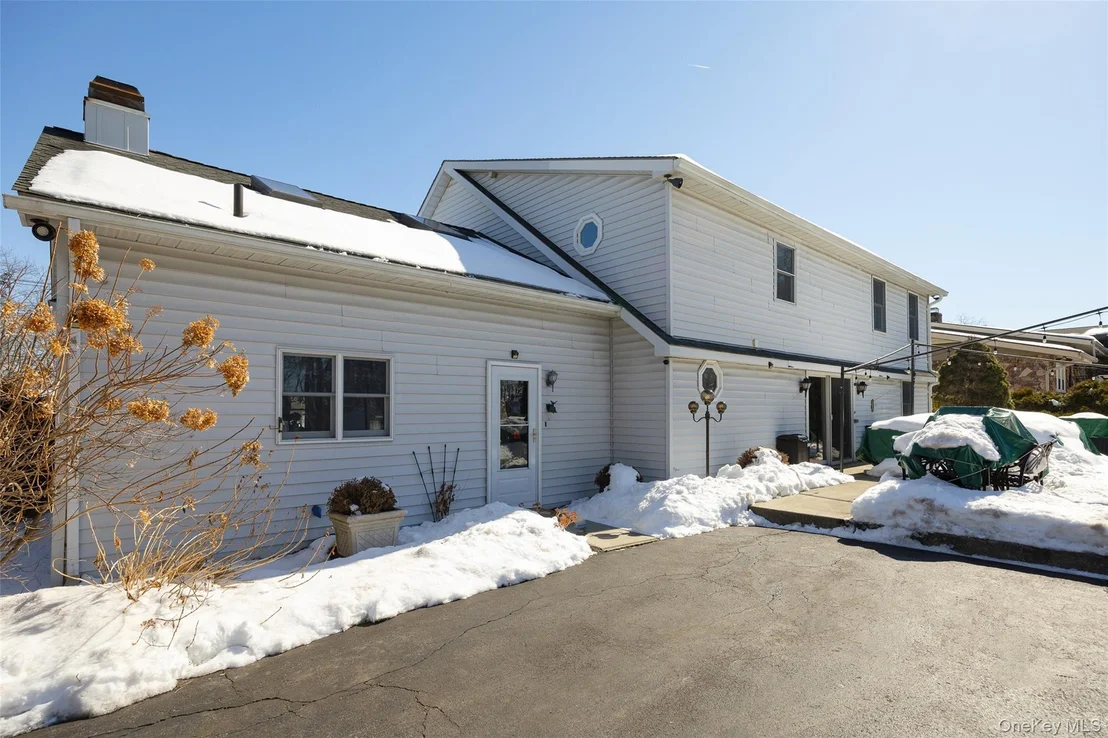 Photo of 40 Ireland Drive