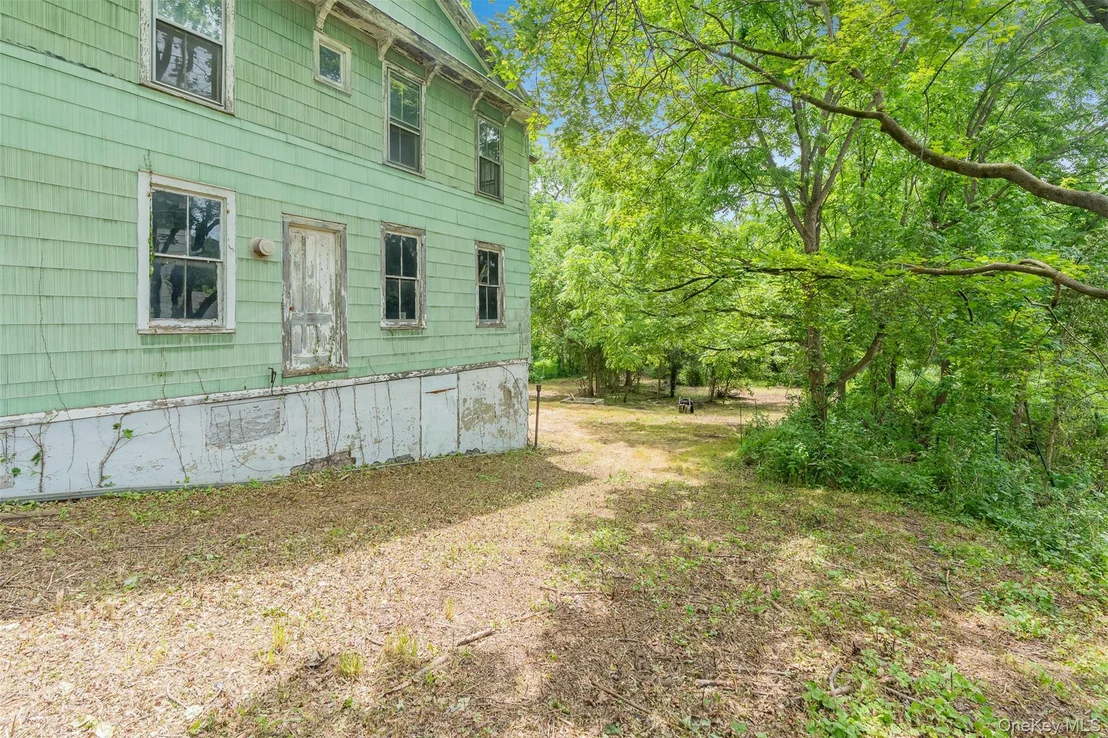 Photo of 50 Maple Street