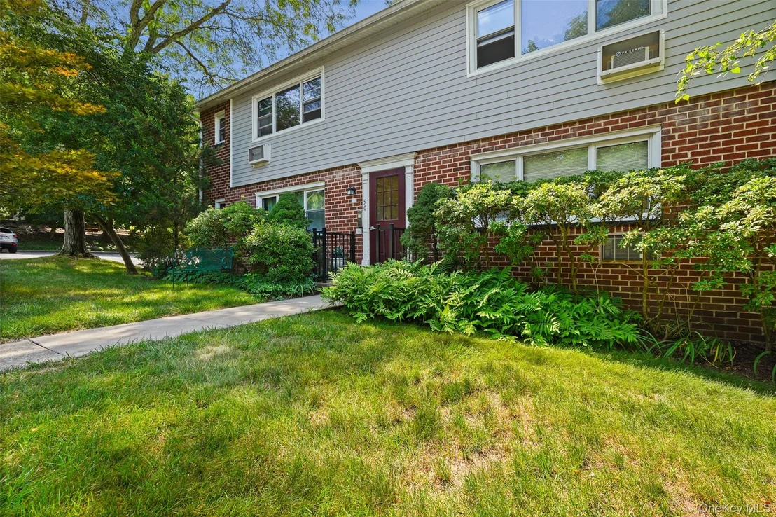 Photo of Unit C at 50 Charter Circle
