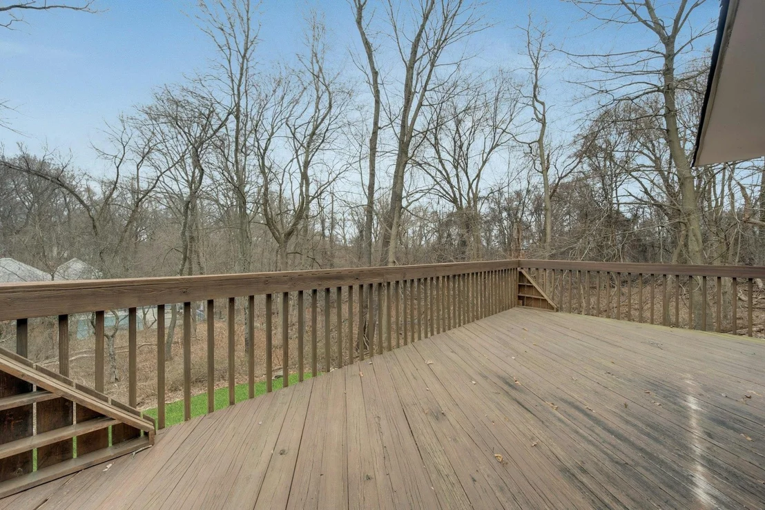 Photo of 180 N Hampton Drive