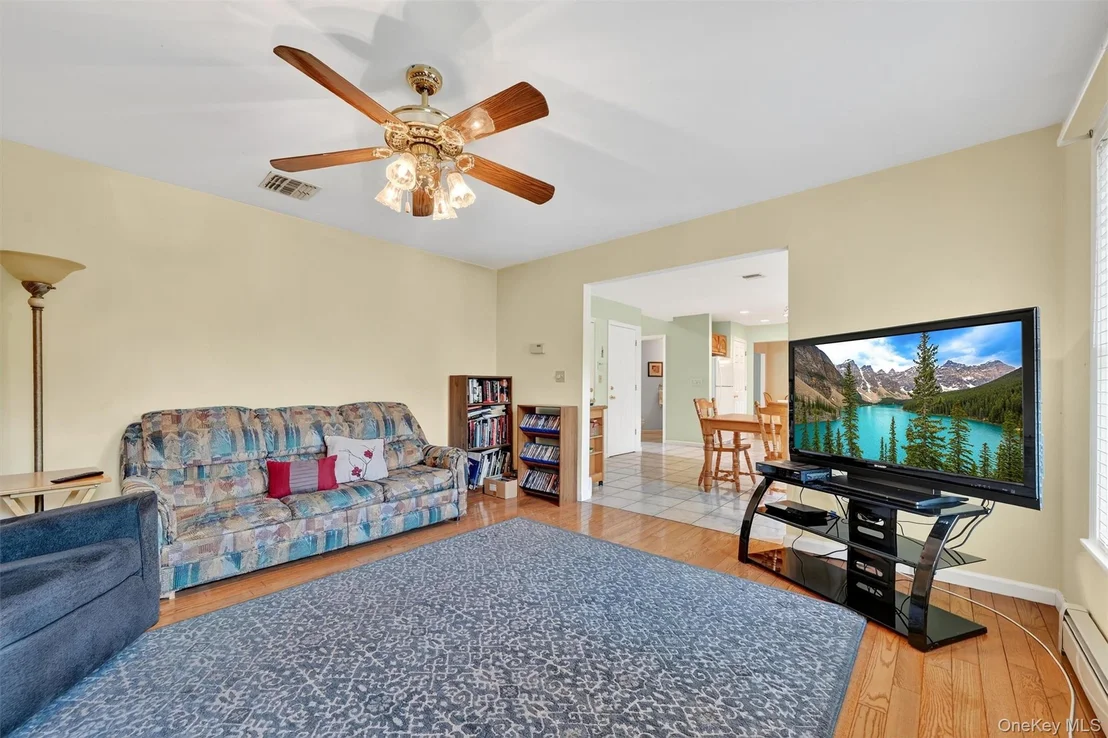 Photo of 3 DeRose Lane