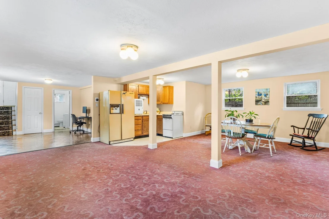 Photo of 1320 Pine Acres Boulevard