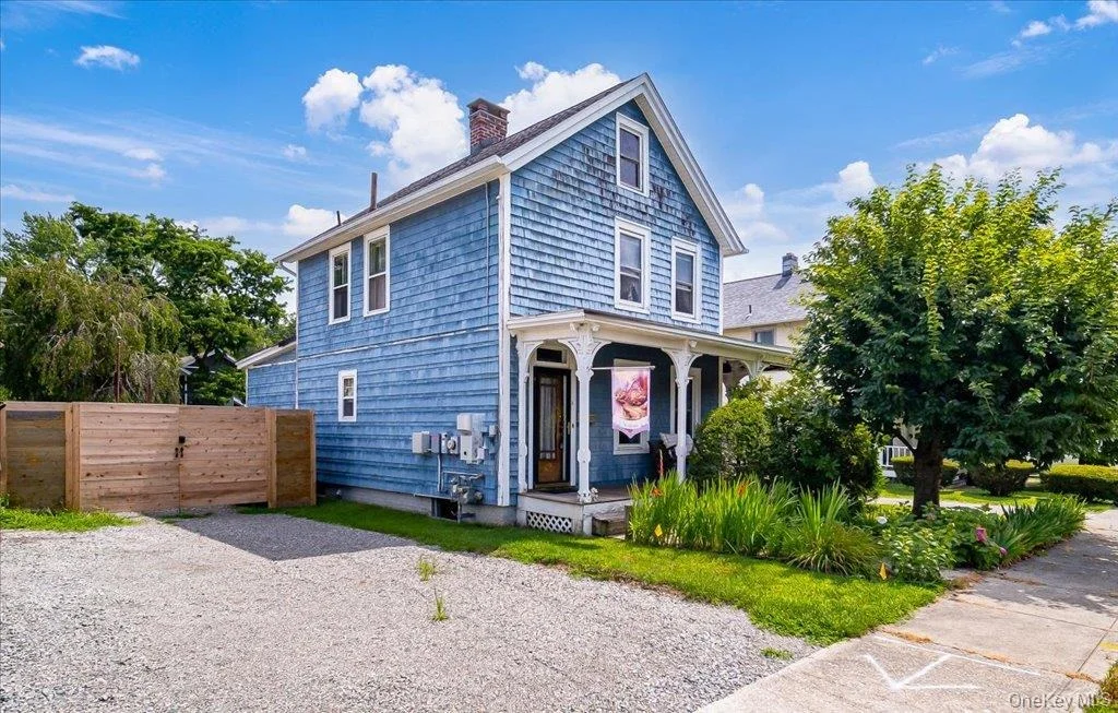Photo of 5 Maple Street